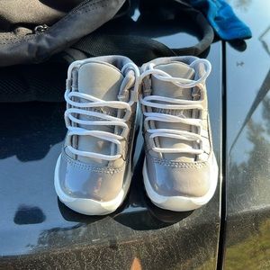 4C cool grey Jordan's